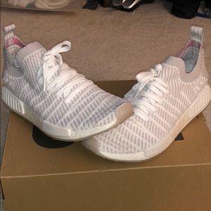 Adidas NMD R1 STLT Primeknit